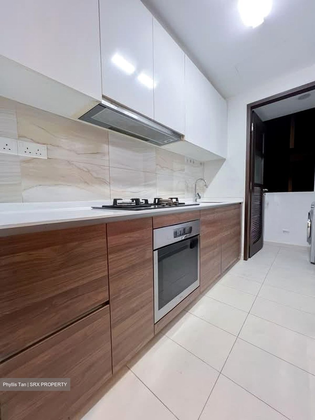 The Brownstone (D27), Condominium #599670641